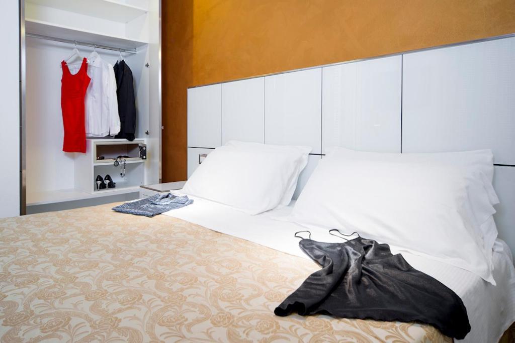 Atmosphere Suite Hotel リミニ エクステリア 写真