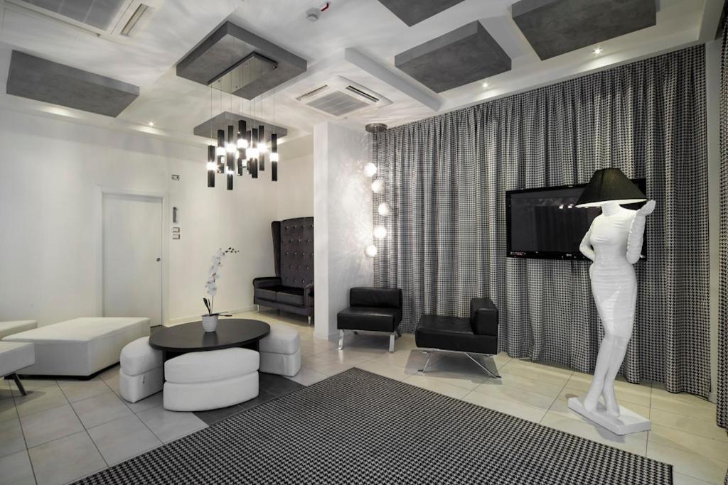 Atmosphere Suite Hotel リミニ エクステリア 写真