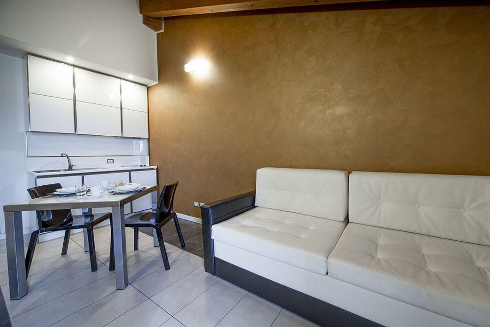 Atmosphere Suite Hotel リミニ エクステリア 写真